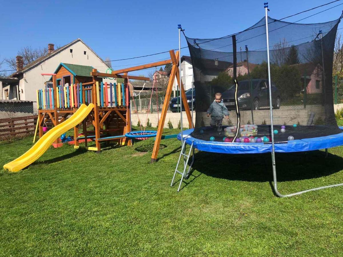 Appartamento Gardenlux Vrdnik Esterno foto