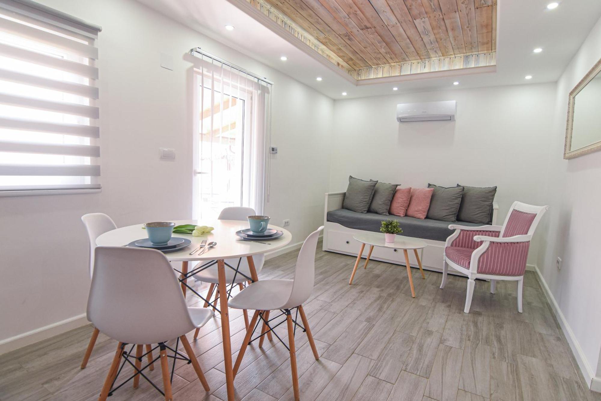 Appartamento Gardenlux Vrdnik Esterno foto